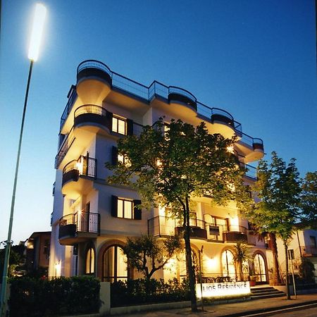 Ilios Residence Lido di Jesolo Bagian luar foto