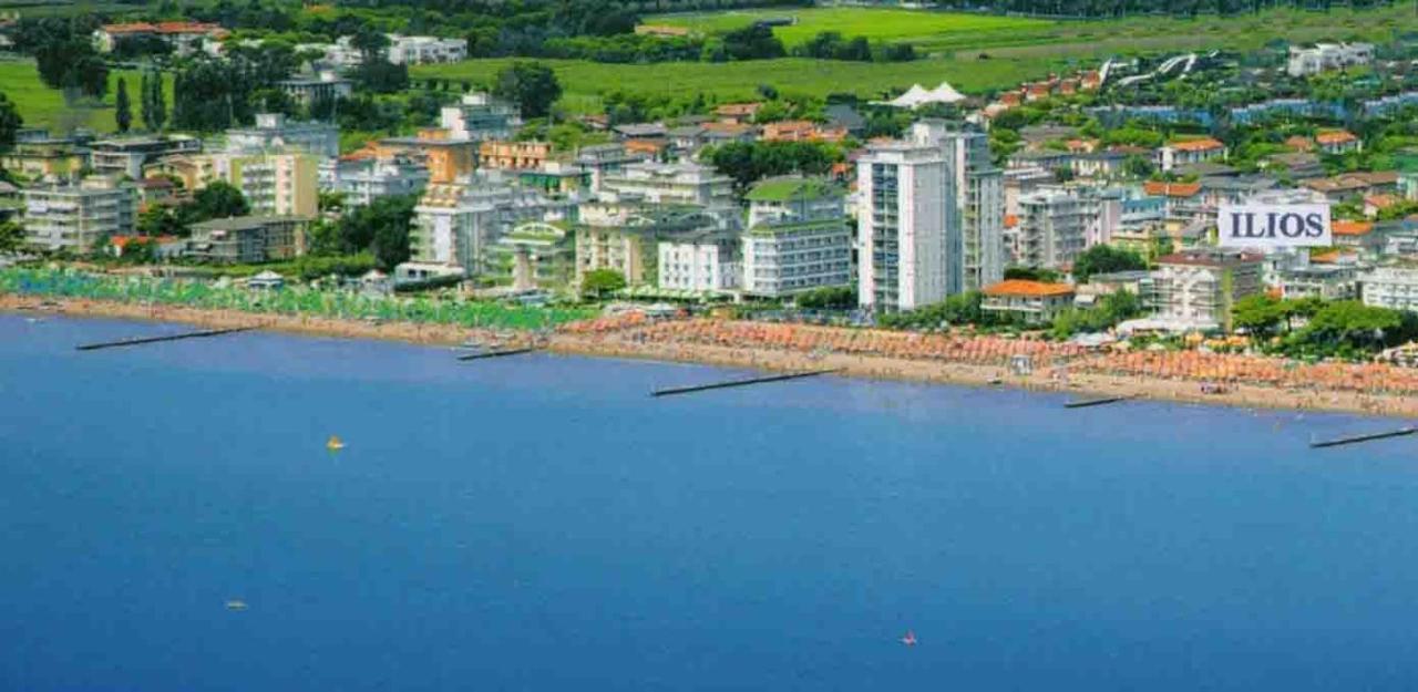 Ilios Residence Lido di Jesolo Bagian luar foto