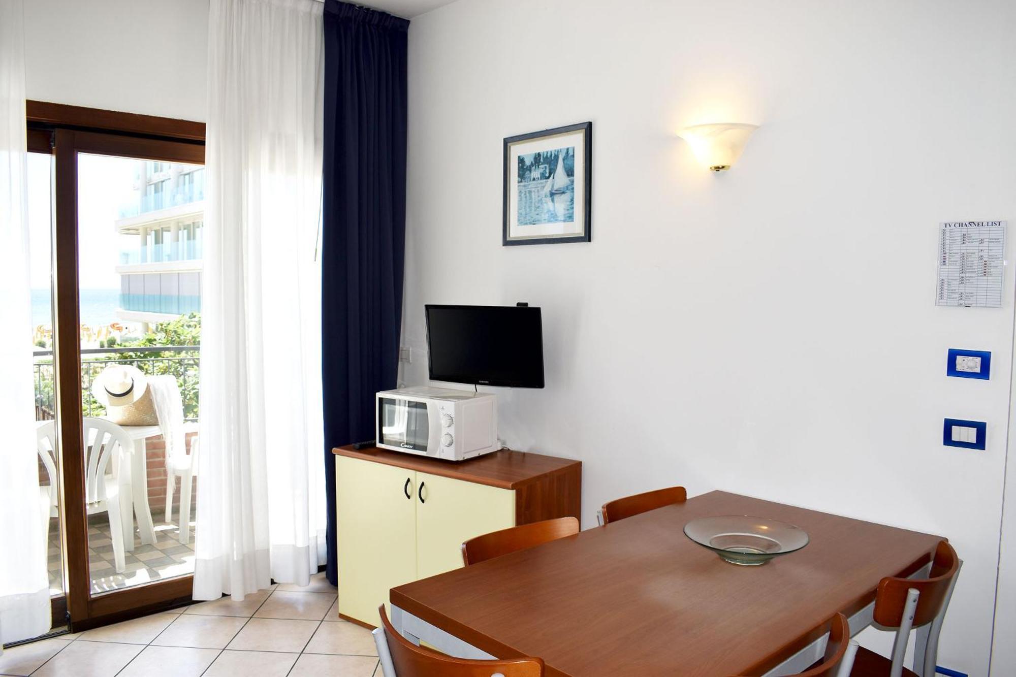 Ilios Residence Lido di Jesolo Bagian luar foto