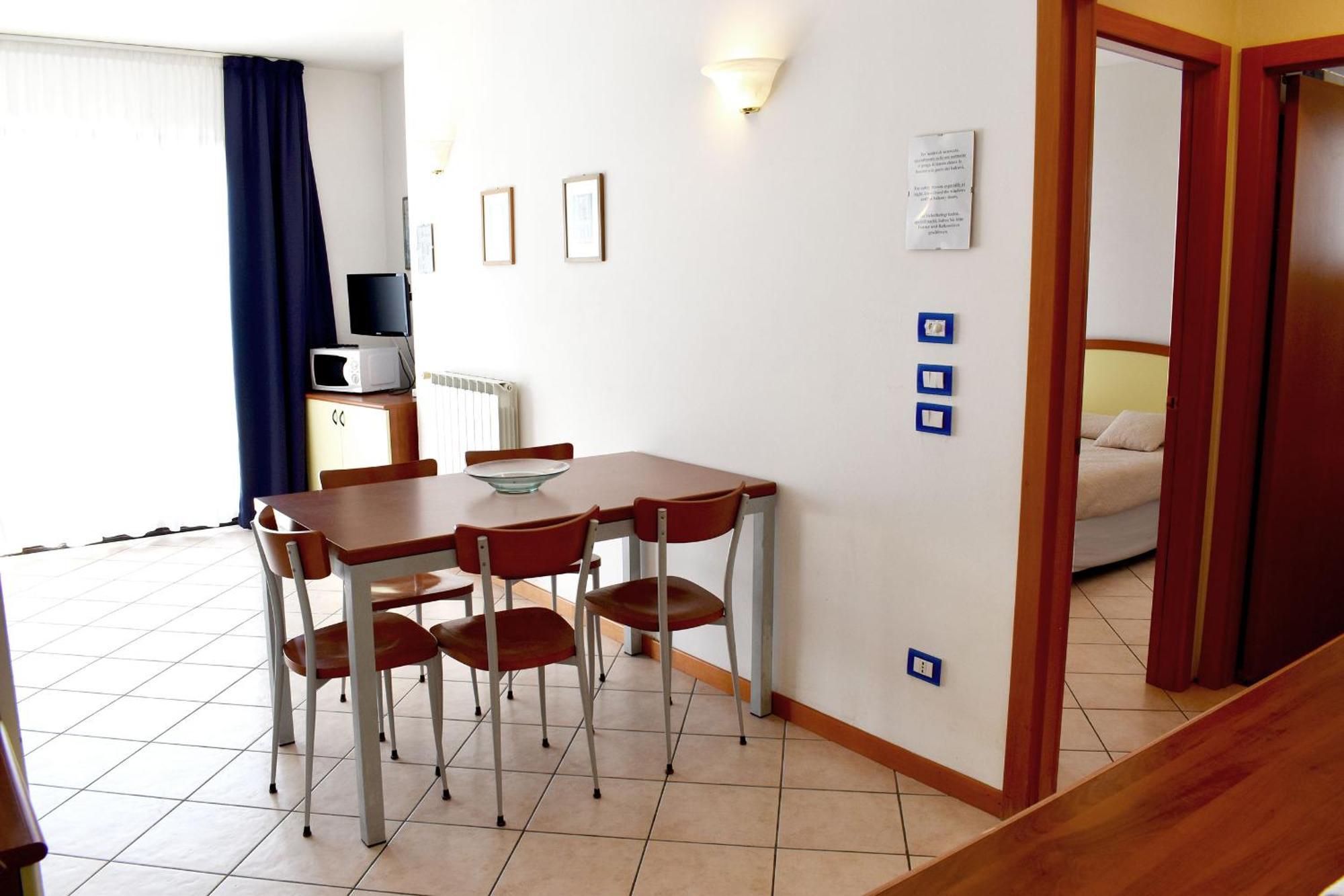 Ilios Residence Lido di Jesolo Bagian luar foto
