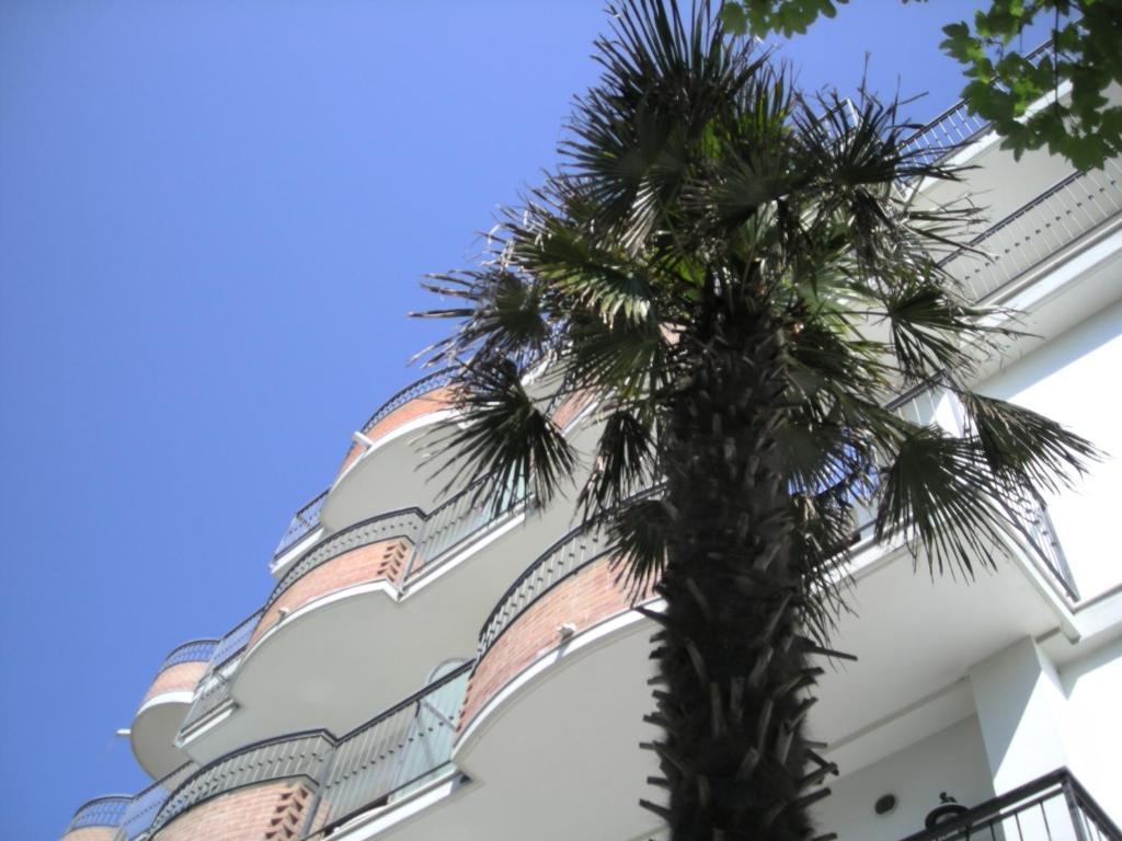 Ilios Residence Lido di Jesolo Bagian luar foto