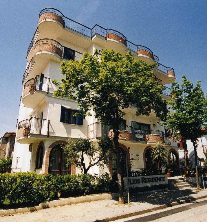 Ilios Residence Lido di Jesolo Bagian luar foto